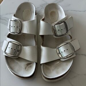 birkenstock arizona big buckle womens size 8 shoes white leather comfort sandals